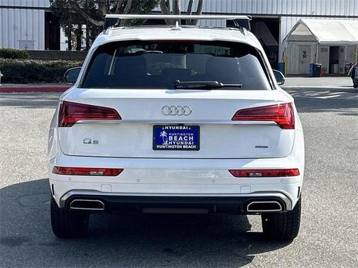 2022 Audi Q5 45 S line Premium Plus