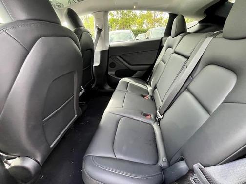 2024 Tesla Model Y Base