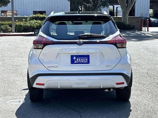 2022 Nissan Kicks SV
