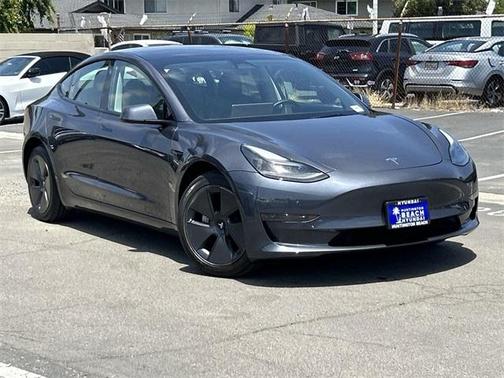 2023 Tesla Model 3 Base
