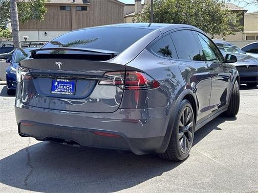 2022 Tesla Model X Base