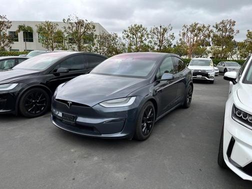 2022 Tesla Model X Base