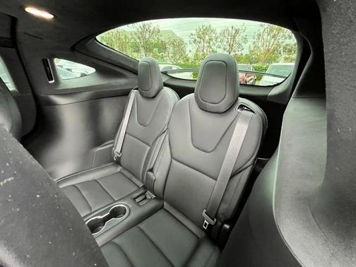 2022 Tesla Model X Base