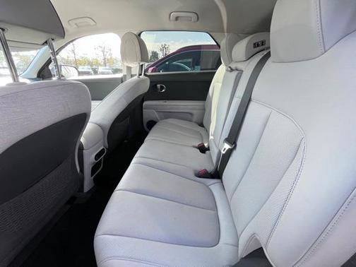 2022 Hyundai IONIQ 5 SEL