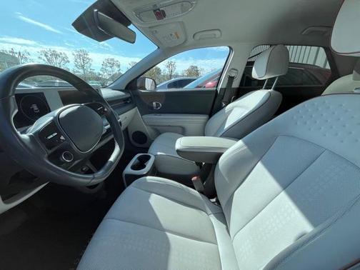 2022 Hyundai IONIQ 5 SEL