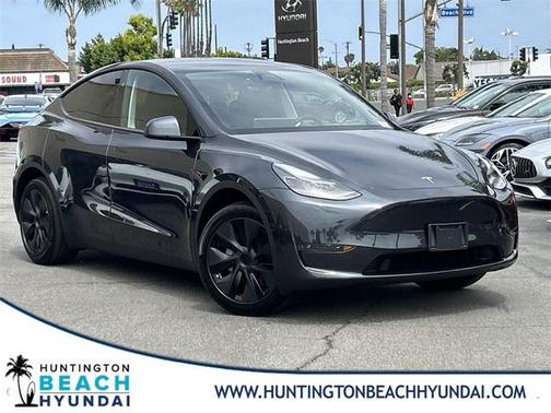 2025 Tesla Model Y Long Range