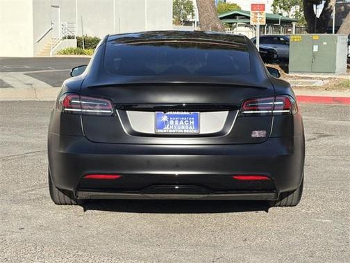 2023 Tesla Model S Plaid