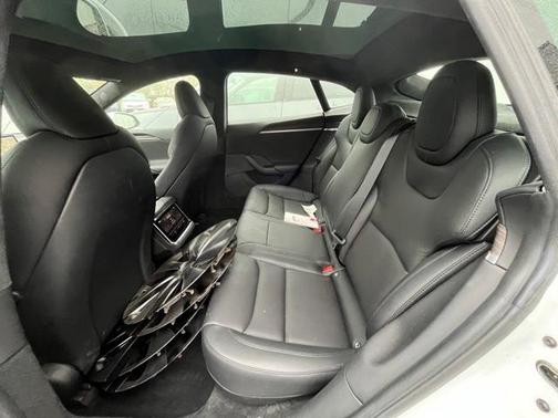 2021 Tesla Model S Long Range