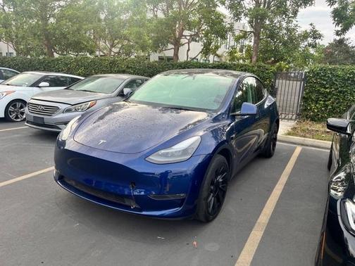 2024 Tesla Model Y Long Range