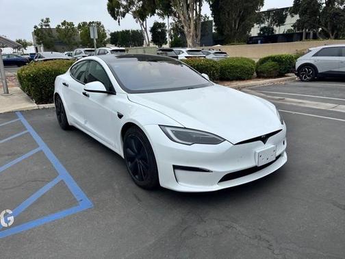 2022 Tesla Model S Base