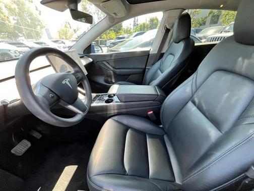 2020 Tesla Model Y Long Range