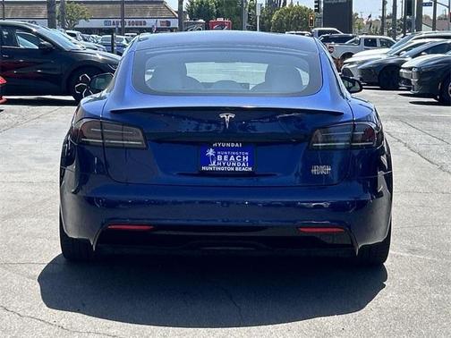 2022 Tesla Model S Plaid