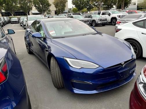 2022 Tesla Model S Plaid