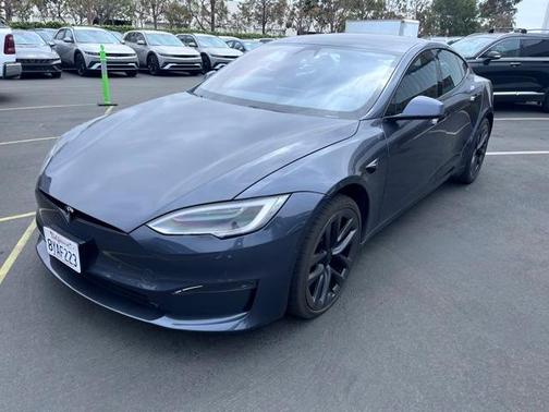 2021 Tesla Model S Long Range