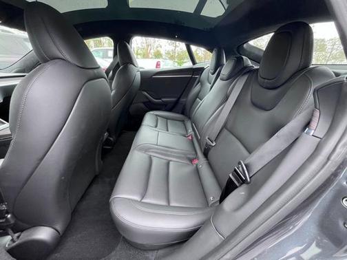 2021 Tesla Model S Long Range