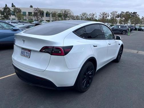 2021 Tesla Model Y Standard Range