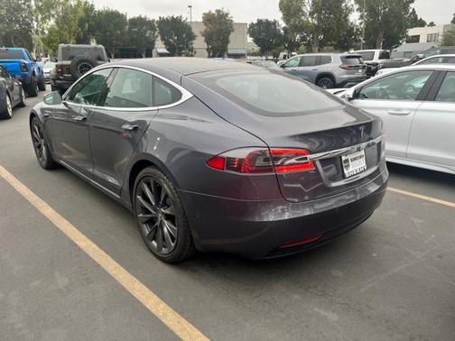 2021 Tesla Model S Long Range