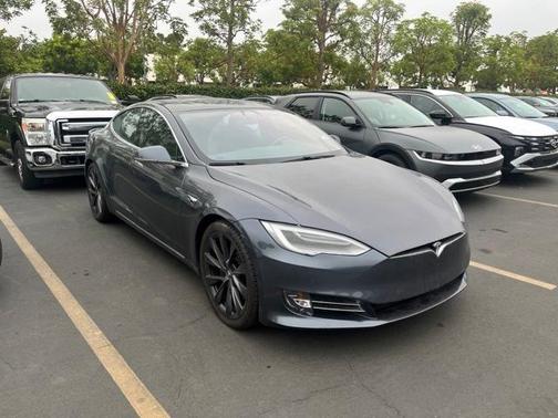 2021 Tesla Model S Long Range