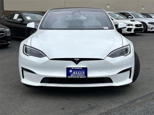 2022 Tesla Model S Base