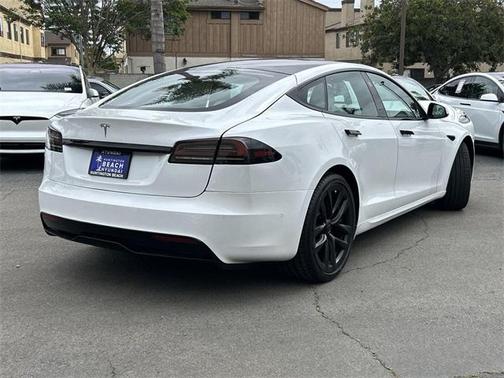 2022 Tesla Model S Base