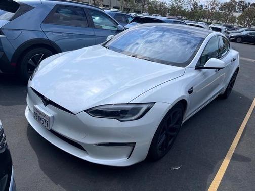 2022 Tesla Model S Base