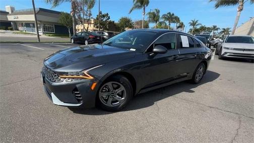 2022 Kia K5 LXS