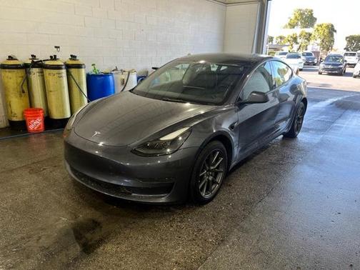 2023 Tesla Model 3 Base