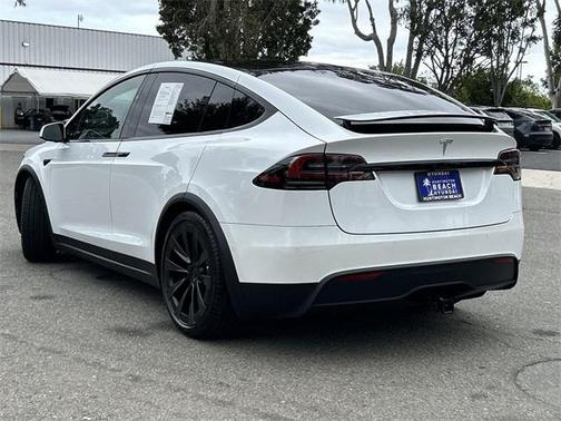 2022 Tesla Model X Base