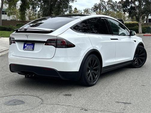 2022 Tesla Model X Base
