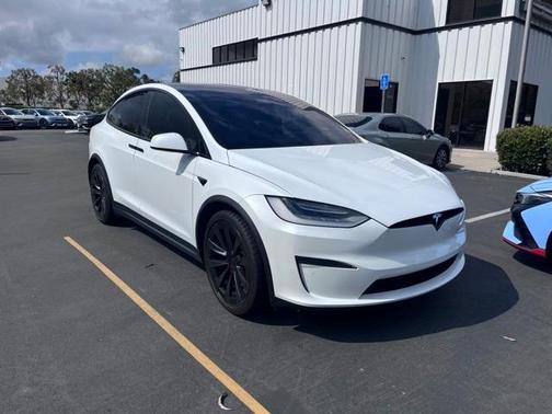 2022 Tesla Model X Base