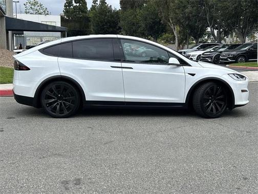 2022 Tesla Model X Base