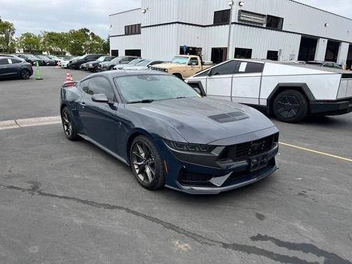 2024 Ford Mustang Dark Horse