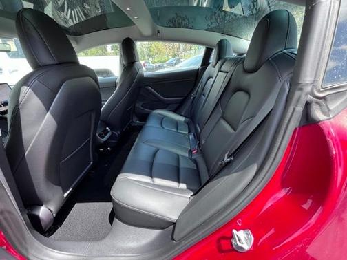 2022 Tesla Model 3 Base