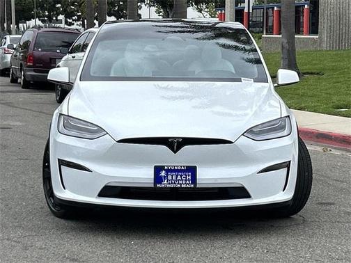 2022 Tesla Model X Base
