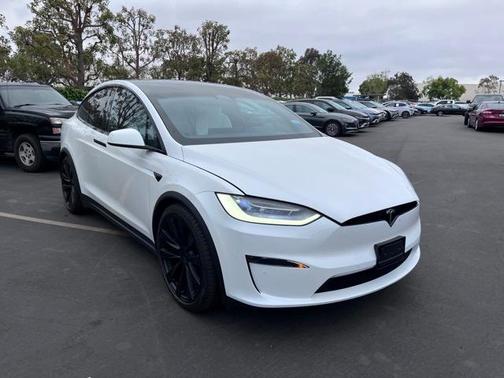 2022 Tesla Model X Base