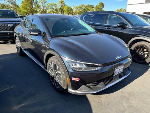 2023 Kia EV6 Light