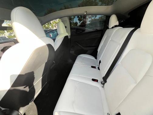 2023 Tesla Model Y Standard Range