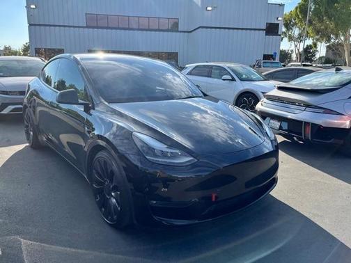 2023 Tesla Model Y Standard Range