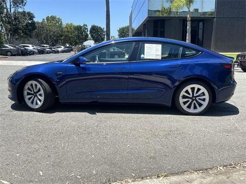 2022 Tesla Model 3 Base