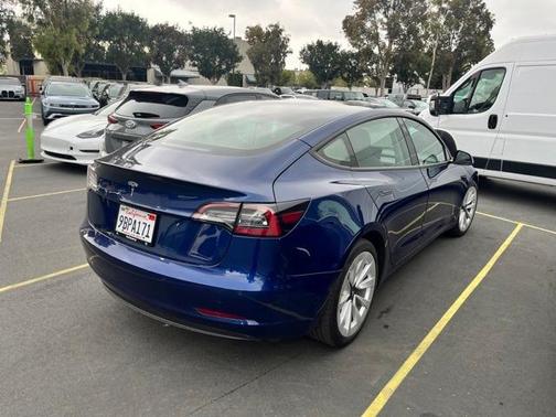 2022 Tesla Model 3 Base