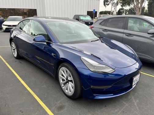 2022 Tesla Model 3 Base