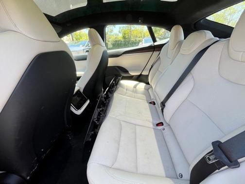 2021 Tesla Model S Long Range