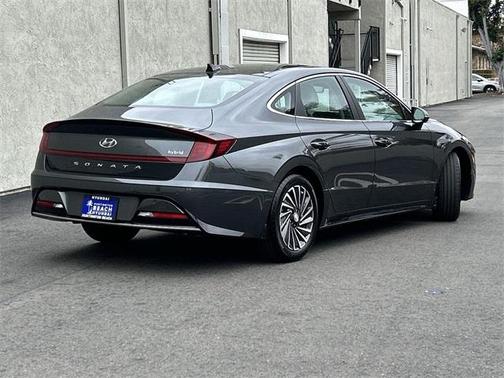 2023 Hyundai SONATA Hybrid Limited