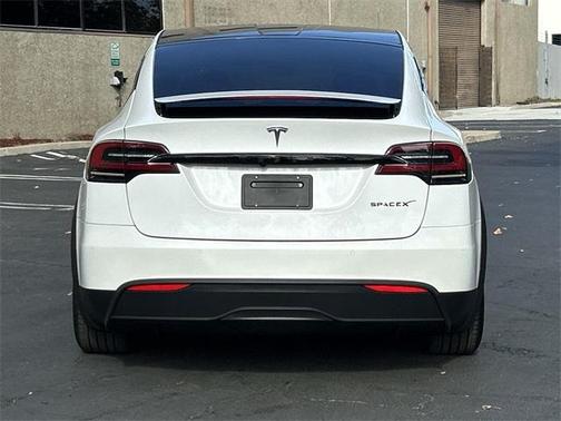 2022 Tesla Model X Base