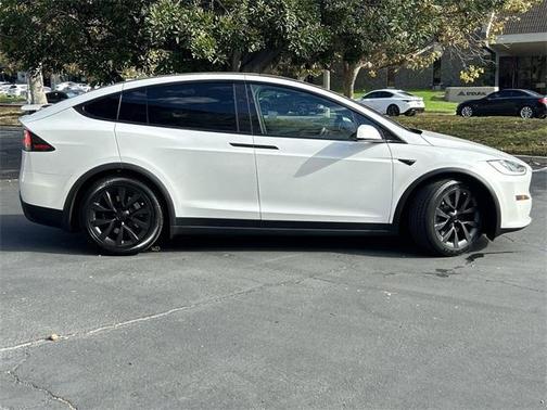 2022 Tesla Model X Base