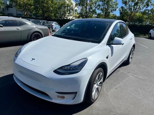 2022 Tesla Model Y Long Range