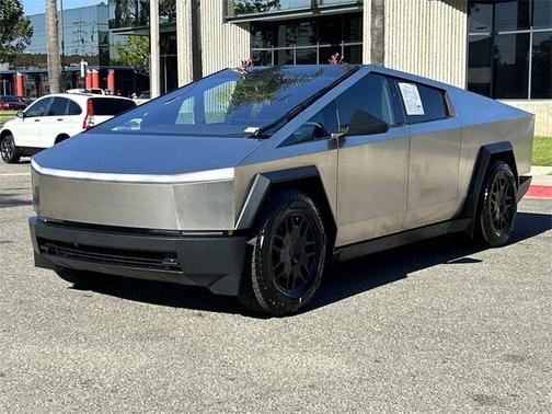2024 Tesla Cybertruck Base