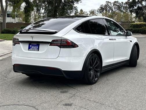 2022 Tesla Model X Base