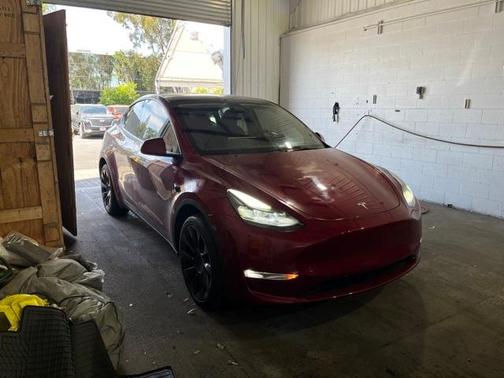 2024 Tesla Model Y Long Range