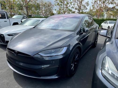 2024 Tesla Model X Base